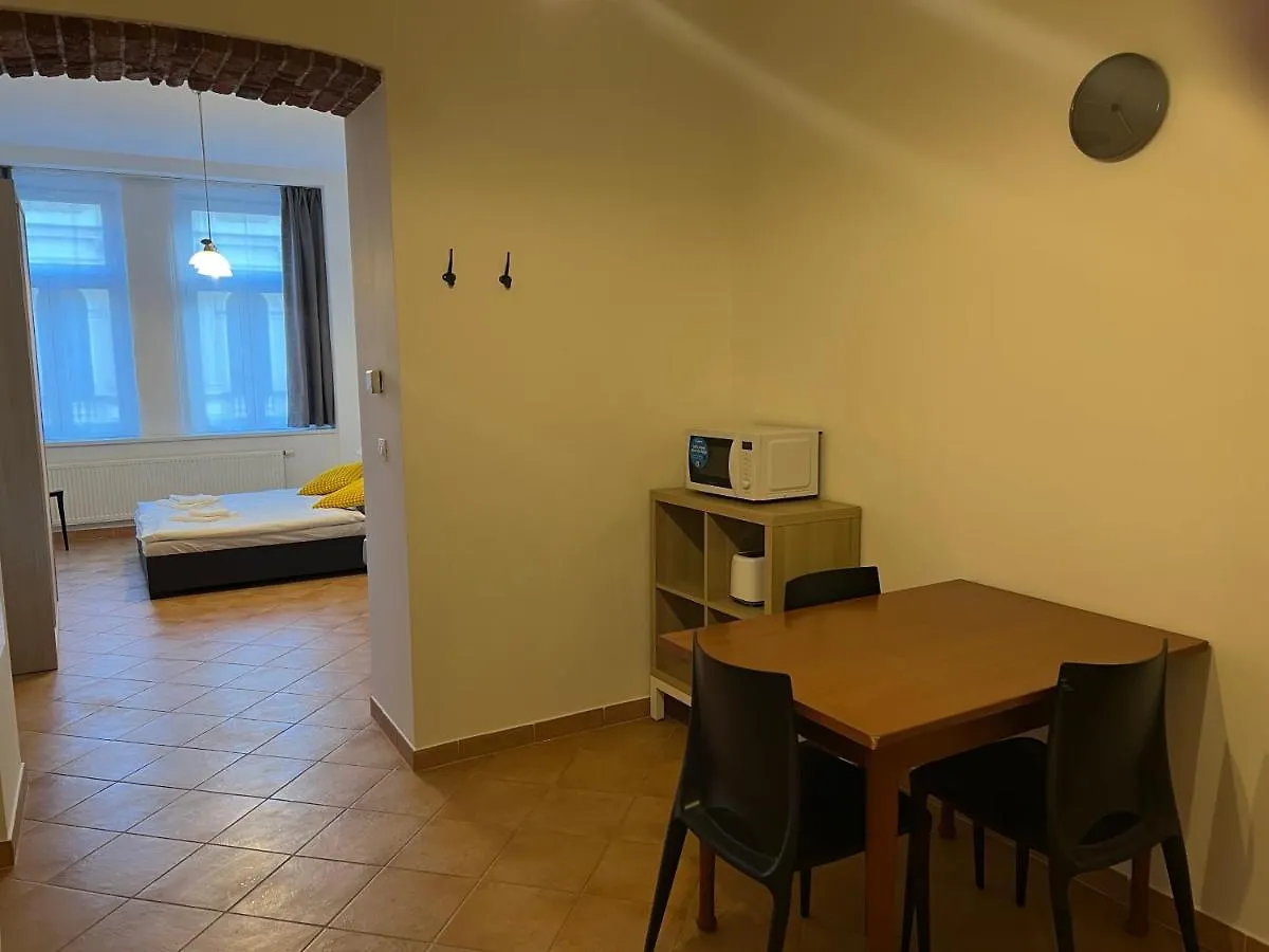 Residence Ai Due Mondi Prague Apartment