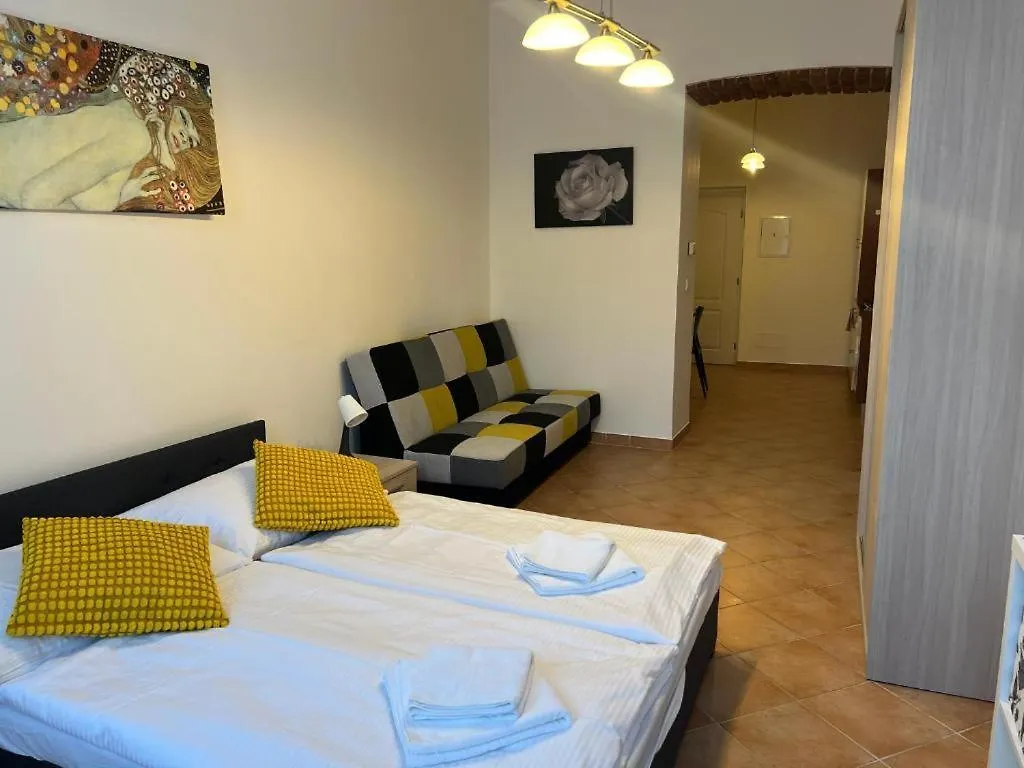 Residence Ai Due Mondi Prague